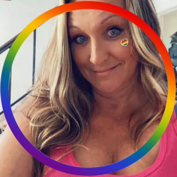 Meet your Posher, Renee - Picture 1 of 1